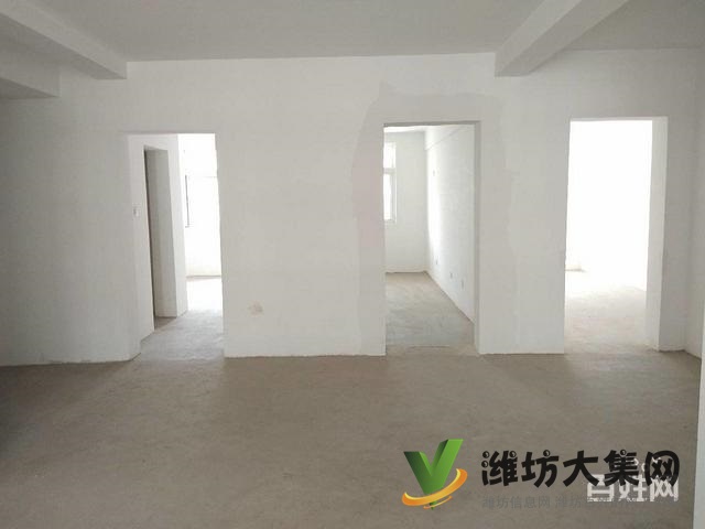 真賤，便宜124平大三室，龍泉太 陽城，送地下室，